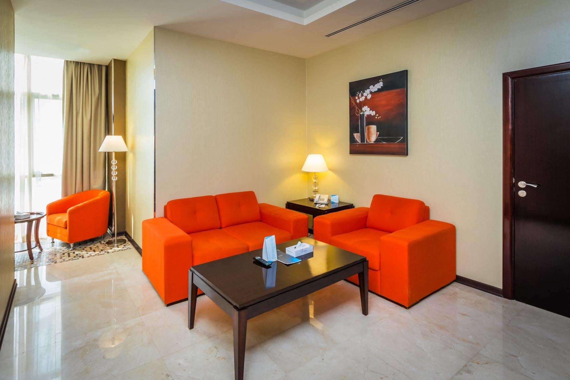 Nehal Hotel Abu Dhabi Exterior foto